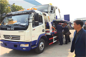 双滦汽车道路救援拖车价格
